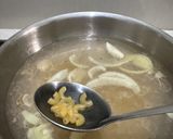 Foto langkah ke 2 dari resep Sup Ayam Makaroni.