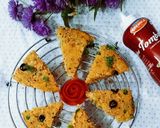 A picture of step 5 of Veg Olive Semolina Savoury Cake.