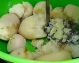 A picture of step 1 of Potato butter fry cylinder.