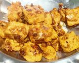 এগ পনির পিজ্জা উইদাউট ওভেন(egg paneer pizza without oven) রেসিপি ধাপ - 3 ছবি