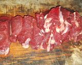 Foto langkah ke 1 dari resep Daging Sapi Cabe Ijo Endez.