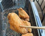 A picture of step 4 of Salt & Pepper Chicken Wings.
