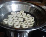 A picture of step 4 of Sooji Ring Chilli Masala.