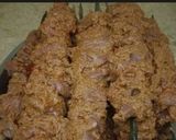 A picture of step 2 of Bihari kabab.