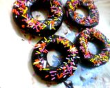 A picture of step 9 of Donuts.