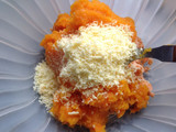 Raviolones caseros de salmón y calabaza