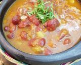 Foto del paso 5 de la receta: Cazuela de frijoles con coditos de cerdo