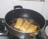 A picture of step 3 of Chicken cheese bread roll.