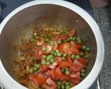 पीली हरी दाल खिचड़ी (Peeli hari Dal khaichdi recipe in hindi) रेसिपी चरण 4 फोटो