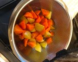 A picture of step 1 of Lemon warm salad.