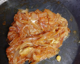 Foto del paso 4 de la receta: Cebolla caramelizada normal y aromatizada con pimentón dulce