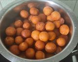 गुलाब जाम (Gulabjam Recipe In Marathi) रेसिपी स्टेप 6 फोटो 