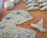 Kapros, sajtos, töltött kifli recept fázis 5 fotója