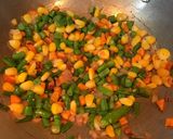 A picture of step 5 of Minestrone Soup.