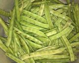 A picture of step 1 of Cluster (Guar) Beans vegetable.