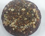 A picture of step 4 of Nuts chocolate.