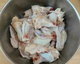Foto langkah ke 1 dari resep Sayap Ayam Kecap Inggris Goreng.