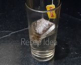 Foto langkah ke 1 dari resep Milk Tea Hangat.