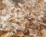 A picture of step 1 of Murmura ladoo.