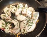 Foto del paso 4 de la receta: Chipirones con ajo y limón