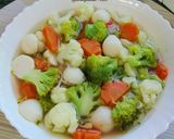 Gambar langkah 3 resipi Sup Sayur Campur.