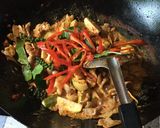 รูปขั้นตอนการทำที่ 5 ของ หมูป่าผัดพริกแกง