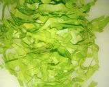 Foto langkah ke 4 dari resep Patin sambal daun kunyit.