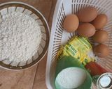 A picture of step 1 of Coconut and vanilla cupcake.