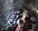Black grapes-Black currant icecream recipe step 2 photo