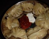 चिकन मोमोस (Chicken Momos Recipe In Marathi) रेसिपी स्टेप 7 फोटो 