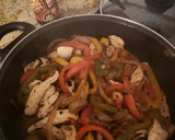 Foto del paso 4 de la receta: Fajitas de pollo, soja y pimiento tricolor