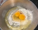 A picture of step 2 of Classic Crêpes.
