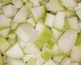 देसी लौकी की सब्जी(desi lauki ki sabzi recipe in hindi) रेसिपी चरण 1 फोटो