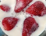 Foto del paso 2 de la receta: Batido de Frutilla 🍓💕