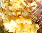 A picture of step 4 of Potatoes Omelette.