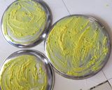 A picture of step 3 of Khandvi.