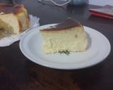 Foto langkah ke 4 dari resep BASQUEBURNT CHEESECAKE RE-COOK dari ICENGUIK.