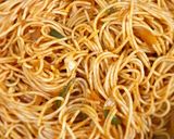 સ્પાઈસી ચીલી ગાર્લિક નૂડલ્સ્ (Spicy chilly garlic noodles Recipe In Gujarati) રેસીપી સ્ટેપ3ફોટો