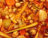 Hình bước làm 3 của món Bún Huế chay