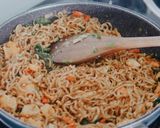 Foto langkah ke 3 dari resep Mee Goreng.
