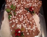 Φωτογραφία βήματος 13 της συνταγής Buche de Noel με γεύση Snickers