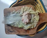 Foto langkah ke 3 dari resep 497 - Sawi Gulung Isi Ayam (29-CPApron2026).