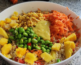Foto del paso 7 de la receta: Ensalada de quinoa con mango, edamame y vinagreta de mango