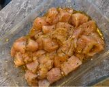 Foto del paso 1 de la receta: Pechugas de pavo en salsita🥖🍅🍗