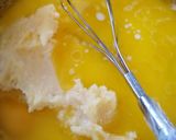 Foto langkah ke 2 dari resep Muffin Tape Keju (Tanpa Mixer).