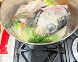 Foto del passaggio 1 della ricetta Tortiglioni alla ricciola in due consistenze e liquirizia