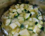 Une image de l'étape 2 de 🌱 Gaspacho de courgette à la menthe.