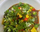A picture of step 5 of Green shimla mirch gravy.