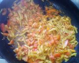 Foto del paso 3 de la receta: Pasta con calabacín y condimentos