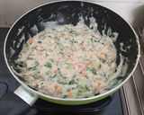 Foto langkah ke 8 dari resep Ragout Ayam Sayuran.